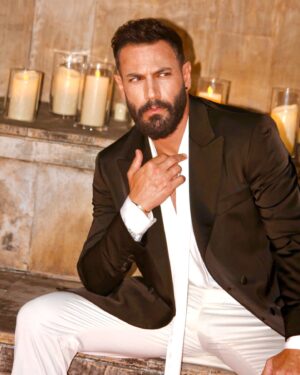 Nicolas Mouawad Instagram - I certainly owe it to #pain but I mostly owe it to where I took my pain to.. #faith .✝️.

@biaflebanon 💫

dressed (and rings) by @maisondumec 
groomed by @raedalhamod 

📸 @marcmarounphotography 

#nicolasmouawad #beirut #lebanon #cairo #egypt #actor #acting
#نيقولا_معوض #بيروت #لبنان #القاهرة #مصر