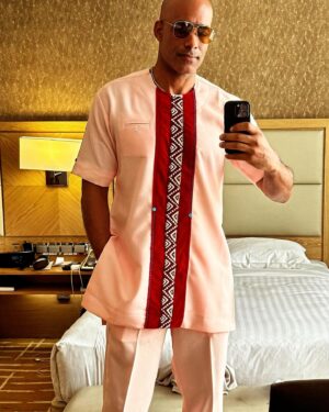 Nicole Ari Parker Instagram - This is your Good Morning ☀️ photo from Rwanda 🇷🇼 ??
Whaaaaa ? 

Sir get on a plane right neow… 😅🔥🔥🔥

💋💋💋💥👊🏽 👑 
@BorisKodjoe