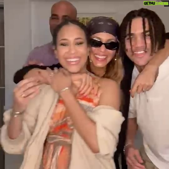 Nicole Ari Parker - 115K Likes - Boris left my Baltimore dance break out of his post 😅
I love you so much….My Reasons for The Season.🥳
So grateful to be your Mommy. 💕💕💕
✅ My Sophie has moves for Real 💃🏽
✅My Nico has rhythm 🪘
✅Teddy 🐶 wasn’t sure why he was in this video & Max wanted no parts.
and
✅My 💞Boris has his own special way of laying ‘pon da breeze 👊🏽🕺🏿
Thank You for 19 years of Motherhood💥