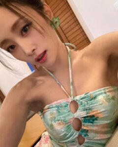 Actress Nicole Jung HD Instagram Photos and Wallpapers August 2024