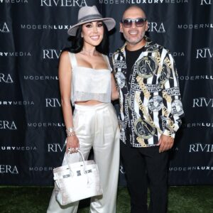 Nik Richie Instagram - Amazing night @lido_house @themayorstable to celebrate one of the most iconic covers in @rivieramagazineoc history. Thank you to the @modernluxury team @modlux_diana @kenstpierre @allison.mitchell14 for an unforgettable private dinner. Congratulations again @duranaelmi for all your hard work and dedication to women on our planet. @cymbiotika 🤍 photo credit: @philfaraone_ 🤍