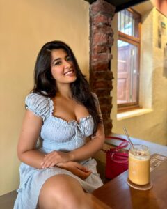 Actress Nikita Sharma HD Instagram Photos and Wallpapers August 2024