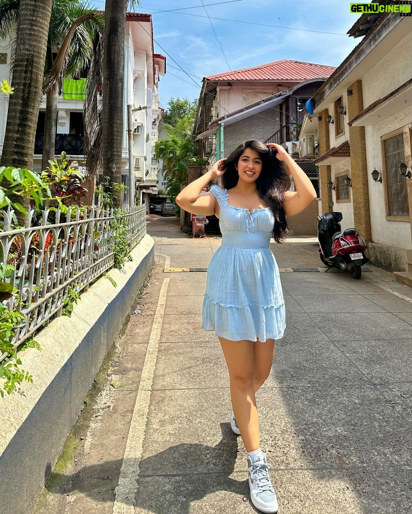 Nikita Sharma - 97.1K Likes - A cute little dress, a pair of Jordan’s, and my cup of coffee makes for the perfect Bombay day out! 🩵