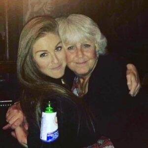 Nikki Grahame Instagram - Wonderful weekend of shopping, Les Misérables, and Ronnie Scott's, all with my lovely mummy 👩‍👧xxx