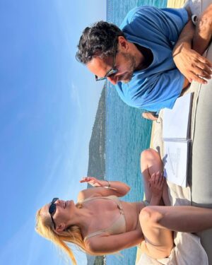 Nilperi Şahinkaya Instagram - iki haftaya sonsuz eğlence sığdırdık #gelintakımı @gelintakimiflm @skyfilmglobal @ascturkey