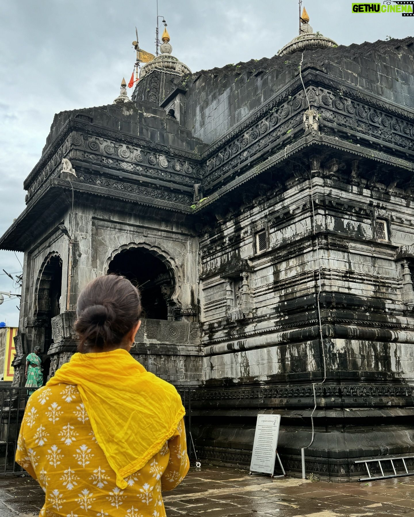 Nimrat Kaur - 44.4K Likes - After 72 years, starting today the holy month of Shraavan will clock a rare occurrence of 5 Mondays in all until the 19th of August. May Lord Shiv ji bestow his divine blessings and transformational power upon us all. Om Namah Shivaya…🙏🏼🌹🕉️🔱♾️
#omnamahshivay #harharmahadev #trimbakeshwar #BharatKiNimrat