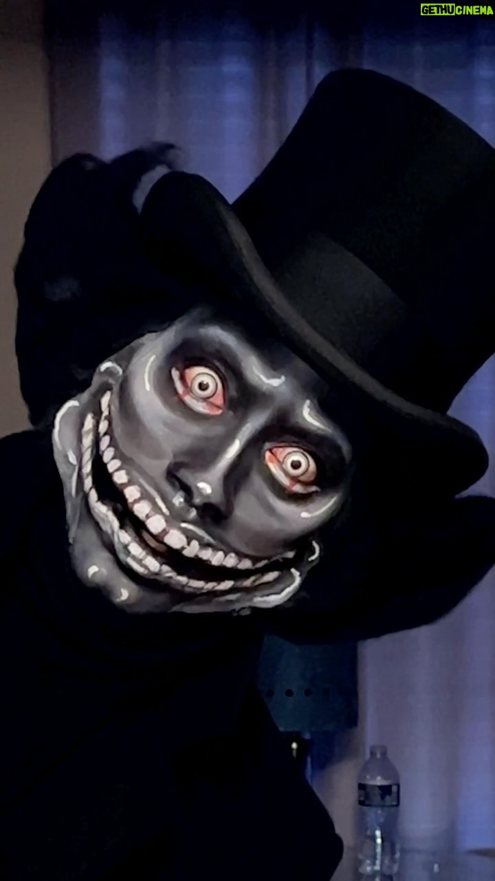 Nina Bo'nina Brown - 3.6K Likes - Papadook & Mamadook about to get uuuuuuuu!!! Song is turn da lights off by Tweet. All stars 9 rawview out now! #makeup #mua #babadook #dragqueen #rpdr #allstars9