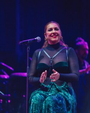 Niña Pastori Instagram - Con mi familia ayer en Algeciras @cabaretfest … con casi todos los míos… con amigos a los que quiero y admiro!
Así es un gusto cantar 🍀💜

📸 @amadoviews 

#caminogira2024