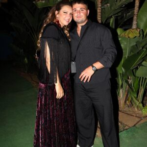 Niña Pastori Instagram - Os quiero familia! Qué viva Fuengirola, Málaga y toda su provincia !!💜🙏 @marenostrumfuengirola ¡Qué viva la música!

💄 @mateo.makeup 
👗 @paco_rus @monicamendez__modaflamenca 
📸 @evapuerto20

#caminogira2024 
#misfanslosmejores💜