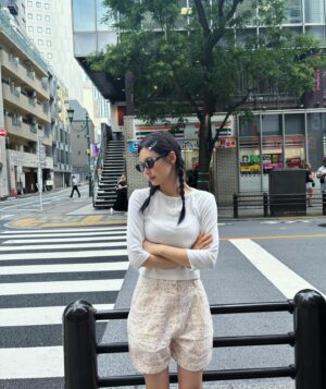 Ningning Instagram - 일본핫데뷔👧🏻