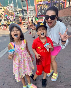 Nishita Goswami Instagram - Chasing waterfalls and creating memories with family at Niagara Falls 🌊💙 
Canada Diary 🇨🇦🇨🇦🇨🇦🇨🇦
.
.
#familyadventures #niagarafalls #unforgettablemoments