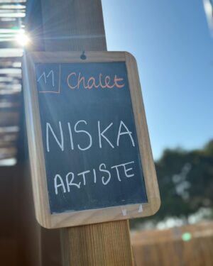Niska Instagram - Marseille c’était incroyable vous avez fait ça bien 🩵🤍💪🏿

Merci la big pour la tournée estival, ça m’a fait plaisir de vous revoir c’était mechant on a tué ça dans le bon vraiment 🙌🏾, on se retrouve en fin septembre avec le début des concerts 💥 

Il y a aussi du son qui arrive très bientôt restez branchés, c’est reparti 🦅💪🏽

A très vite la big miff dans le bon toujours c’est important ☝🏾🥷🏽