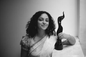 Nithya Menen Instagram - No achievement has ever been one person’s alone. This one, is for everyone who contributed their spoon of sparkle to the magic of Thiruchitrambalam, and everyone who showered their love for Shobana :) Grateful to be the face of that sparkle. 
Thank you @filmfare 
#thiruchitrambalam 

Shot by @tarunchouhan_ph