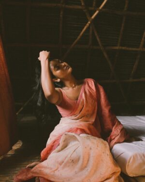 Nivedhithaa Sathish Instagram - 🥀♥️

Shot by - @madras_ponnu
Styled by - @by_sarana
Wearing - @houseofmurah
Jewellery - @atiracreations
Makeup - @luhkhaimmakeup 
Hair - @gouthamisari_hm 
Location - @keethhouse