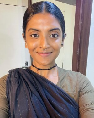 Nivedhithaa Sathish Instagram - Heart is so full, Thank you for all the love! #Thaenpasiyaar 🥺♥️🙏🏾

#CaptainMiller