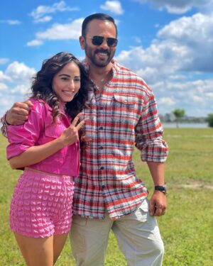 Niyati Fatnani Instagram - And one with OG khiladi @itsrohitshetty sir and super amazing team that gave me some amazing memories to cherish for life. They say when you are ready, opportunities appear. Never did I think that I will do a show like Khatron ke Khiladi which is so different from my onscreen and off screen personality. As the journey began, all I knew was that I had to be honest and focused in my effort and gradually though filled with nervousness, anxiety and fear I would just go for the stunt and irrespective of whatever the result was , my heart was overwhelmed and grateful when the team and Rohit sir said ‘Niyati you are a surprise package’. 

Biggest thank you to the entire team of Khatron ke khiladi @endemolshineind @colorstv , my director, the creatives, the stunt team, my stylist and Make up and hair team for this once in a lifetime experience , for being the source of encouragement and being home away from home for 40 days we shot in Romania. 

And last but not least thank you to my super sweet and cool fellow contenders for being source of laughter and motivation and for genuinely being so lovely especially my dearest @sumonachakravarti  @nimritahluwalia @kishushroff @officialaditisharma for being my solace and my happy place. 
Honestly Couldn’t have done without you all❤️

Thank you to the team and Universe for having my back🫶🙏🏽

What doesn’t kill us only makes us stronger and I can confidently say on behalf of us all that we came out stronger and merrier and we can’t wait for you all to watch the episodes…

Stay tuned ! God bless❤️

@itsrohitshetty @endemolshineind @colorstv @rishinegi24 @beanditis @neeraj173 @dezadd @adityaaaaaaar @madhuradivekar @deepikasatam @utsavc7 @samarpitbajaj @random_rohan @zubin_khan @iamkenferns @oana_paraschiv_mua @shalinbhanot @sumonachakravarti @karanveermehra @aebyborntoshine @nimritahluwalia @kedaraashish @officialaditisharma @kishushroff @shilpa_shinde_official @mahajani.gashmeer