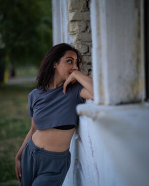 Niyati Fatnani Instagram - Dil tu Jaan tu…🤍

Shot by: @gauravbajaj07 

#messy #imperfect #beauty #candid #kkk14 #niyatifatnani #romania