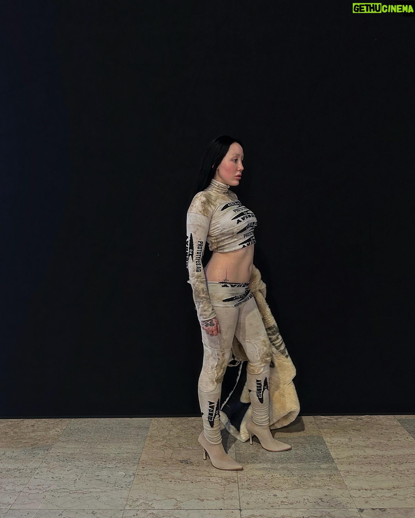 Noah Cyrus - 186.2K Likes - @prototypes.ch