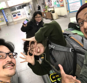 Nobuyuki Suzuki Instagram - 俳優の存在感を突き付けられた三好さんの一人芝居。
#teaterjapan2018