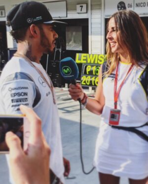Noemí de Miguel Instagram - Ver los libres y 🤍 Hungaroring y Budapest 
Muchos y grandes recuerdos. 

- El rollazo de las gradas antiguas. 
- La victoria de Lewis en 2016, mi primer año. 
- Girad porque no cabe el Ferrari 😉
- Hacemos cuentas @tabathavalls 🥳
- Muchas emociones. 
- La ciudad que más he pateado y corrido. 
- No Pirlo No party 
- Acompañada de los mejores 🤗
- O en solitario … Le he dado mil vueltas.
- Sí, fuimos a los baños en un doblete, a los ruin bar, mil cosas que hacer siempre en Budapest y uno de los mejores ambientes del mundial.