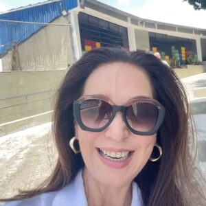 Nohely Arteaga Instagram - Feliz y Bendecido Domingo 🇻🇪
Ya cumplímos con nuestro derecho y deber , ya votamos😀
