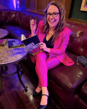 Norbi Novak Instagram - Congratulations to @chelseygoodan for the launch of her awesome book. #underestimated The Wisdom and Power Of Teenage Girls. What an accomplishment to celebrate. ✨✨🩷