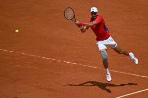 Novak Djokovic Instagram - Leaping into the quarters. Idemooo 🎾💪🇷🇸