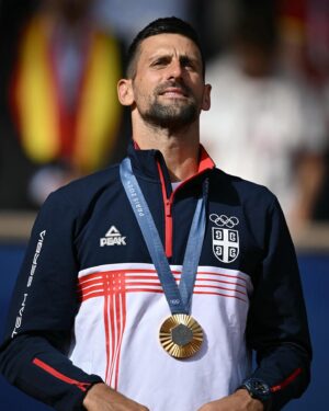 Novak Djokovic Instagram - Srbijo, 

Uspeli smo! 

Volim vas,
Nole ❤️🥇

 ** 
Dear Serbia,

We did it.

Love, Nole ❤️🥇