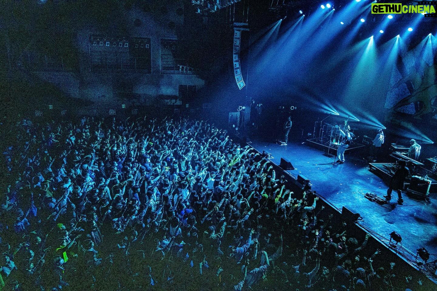 Nulbarich - 2.6K Likes - 2023.11.18(Sat)
Kroi Live Tour "Dig the Deep" vol.4
友達も増えたし!LIVEもえぐ楽しかったっす。
「DISCO PRANK」もお楽しみに〜
by JQ
#nulbarich
#ナルバリッチ
#Kroi
#live
@nulbarich_official
@kroi_official
@mrjeremyquartus
@yamazakitkr
@keitytaguchi
@kainyan
#サトウカツシロ
#今村慎太郎
Photo by: 橋本優、Yuto Koketsu