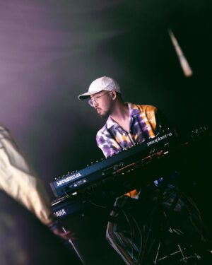 Nulbarich Instagram - GREENROOM FESTIVALʼ24

なんか会場が上がりすぎてエモすぎて
このまま終わっちゃうんかと思ったわ

あっぶね

ちゃーーんと戻ってくるので引き続き以後お見知り置きを

兎に角最高した！
by JQ

#nulbarich
#ナルバリッチ
#greenroomfestival
#live
@nulbarich_official 
@greenroomfestival
@mrjeremyquartus 
@yamazakitkr 
@imamura_shintaro_drums 
@kainyan 
@keitytaguchi 
@__kidd__89 
#サトウカツシロ

Photo @victornomoto