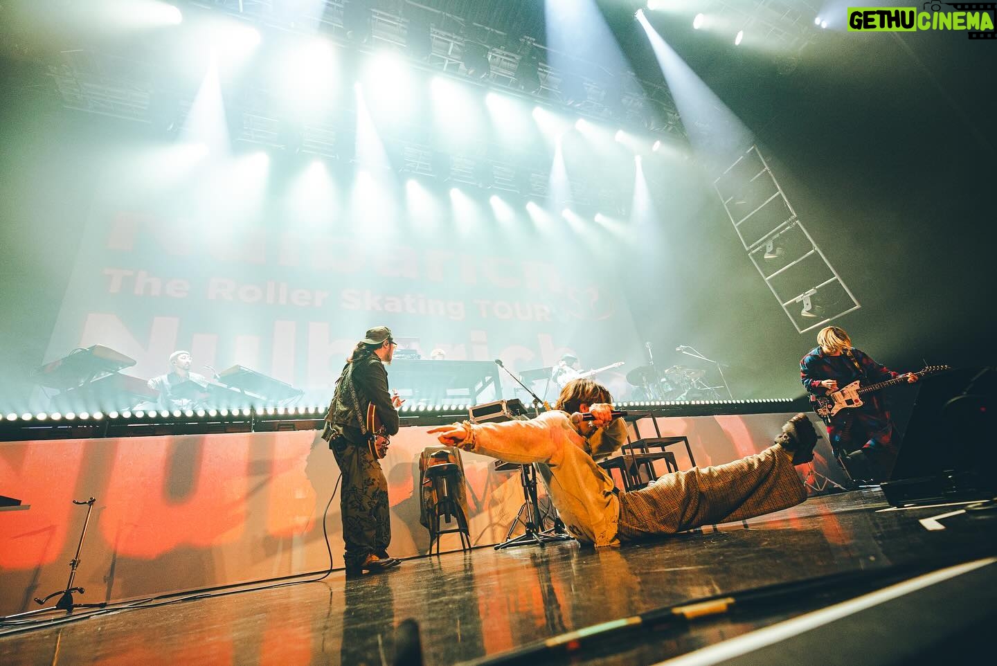 Nulbarich - 2.5K Likes - .
The Roller Skating Tour ‘24
1.19 Fri.
Zepp Sapporo
ツアー2日目終了!
みんなの愛に救われて、なまら楽しい夜でした。
またねー
by JQ
#Nulbarich
#ナルバリッチ
#TRST2024
@nulbarich_official
@mrjeremyquartus
@yamazakitkr
@keitytaguchi
@kainyan
@imamura_shintaro_drums
@__kidd__89
#サトウカツシロ
Photo by @m25flower