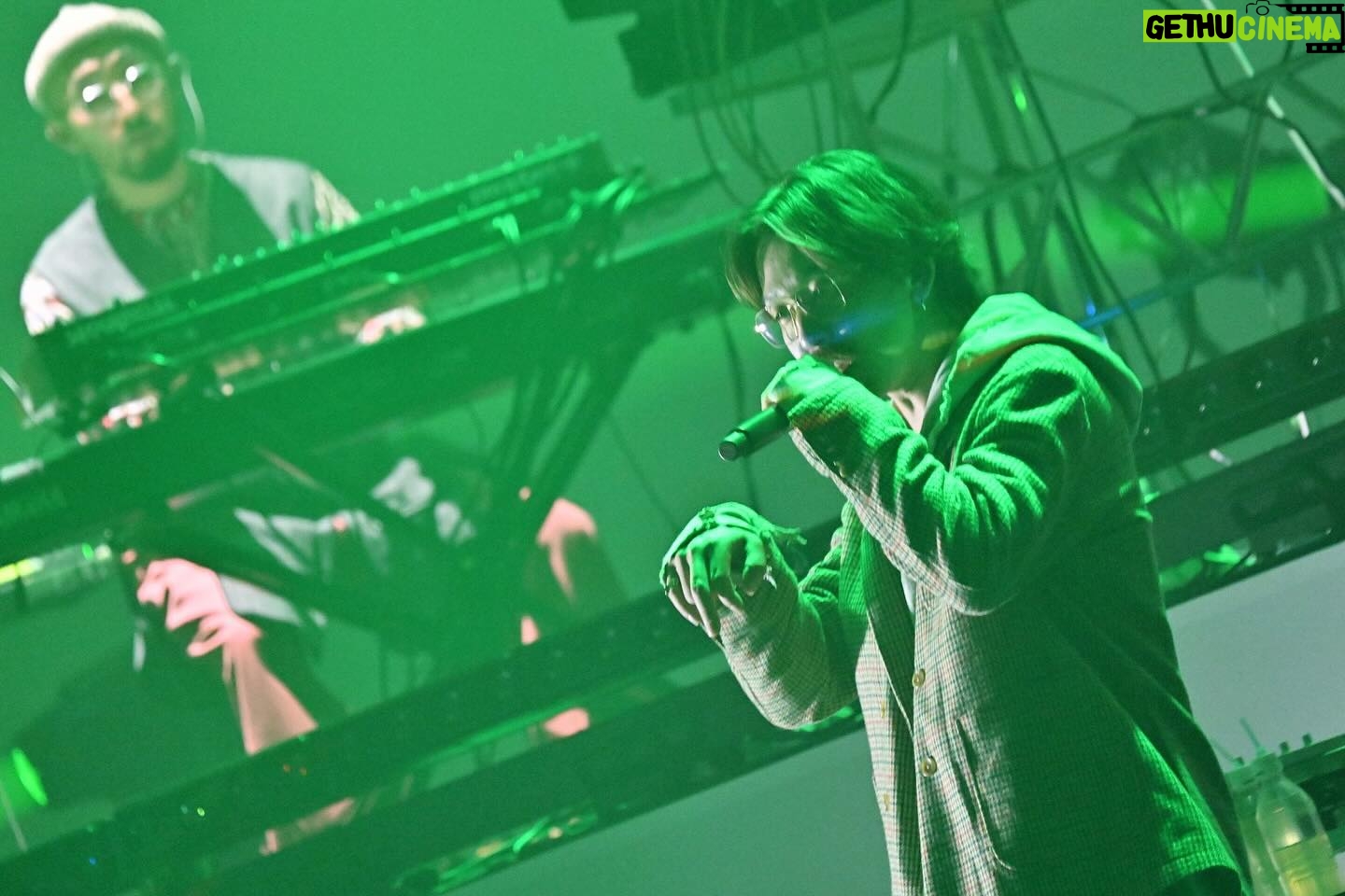 Nulbarich - 2.8K Likes - .
The Roller Skating Tour ‘24
1.12 Fri.
Zepp Fukuoka
みんなのあったかい愛に包まれて、すごく幸せだったし、ステージから落ちたし、すごくいい思い出になった初日でした!
by JQ
#Nulbarich
#ナルバリッチ
#TRST2024
@nulbarich_official
@mrjeremyquartus
@yamazakitkr
@keitytaguchi
@kainyan
@imamura_shintaro_drums
@__kidd__89
#サトウカツシロ
Photo by: @yoshihiko.tanaka