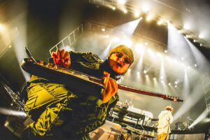 Nulbarich Instagram - .
The Roller Skating Tour ‘24
2.7 Wed.

Zepp Haneda

ツアーファイナル
んもー
色んな感情の交差点過ぎて
カオスってこういう事言うのね。

最っ高に気持ちよかった

この続きはゲストを混じえて明日のEXTRA公演でv
by JQ

#Nulbarich
#ナルバリッチ
#TRST2024

@nulbarich_official 
@mrjeremyquartus 
@yamazakitkr 
@keitytaguchi 
@kainyan 
@imamura_shintaro_drums
 @__kidd__89 
#サトウカツシロ

Photo by @victornomoto