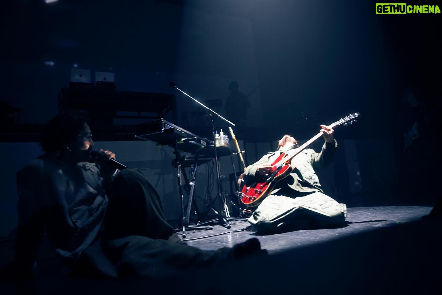 Nulbarich - 2.6K Likes - The Roller Skating Tour ‘24
1.26 Fri.
Zepp Namba
すんごい歌ってくれた。
ジャンプできなかった分の声確かに受け取りました!
やばかったーー
もらった愛で残り完走するぞ。
おう!おう!えーーい!
p.s
また落ちたけど全っ然無傷です。
ご心配おかけしました🙇
by JQ
#Nulbarich
#ナルバリッチ
#TRST2024
@nulbarich_official
@mrjeremyquartus
@yamazakitkr
@keitytaguchi
@kainyan
@imamura_shintaro_drums
@__kidd__89
#サトウカツシロ
Photo by 日吉”JP”純平