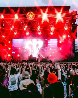 Nulbarich Instagram - GREENROOM FESTIVALʼ24

なんか会場が上がりすぎてエモすぎて
このまま終わっちゃうんかと思ったわ

あっぶね

ちゃーーんと戻ってくるので引き続き以後お見知り置きを

兎に角最高した！
by JQ

#nulbarich
#ナルバリッチ
#greenroomfestival
#live
@nulbarich_official 
@greenroomfestival
@mrjeremyquartus 
@yamazakitkr 
@imamura_shintaro_drums 
@kainyan 
@keitytaguchi 
@__kidd__89 
#サトウカツシロ

Photo @victornomoto