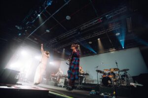 Nulbarich Instagram - .
The Roller Skating Tour ‘24
2.24 Sat.

Legacy Taipei(台湾)

今までで1番盛り上がった台湾公演だった。
また必ず戻る。

最高の夜をありがとー！！！
またね！
by JQ

－－－－－－－－－

台灣公演是至今為止最嗨的一場！我一定會再回來！
感謝大家給我們這麼棒的夜晚！！！
再見！
by JQ

#Nulbarich
#ナルバリッチ
#TRST2024

@nulbarich_official 
@mrjeremyquartus 
@yamazakitkr 
@keitytaguchi 
@kainyan 
@imamura_shintaro_drums
@__kidd__89 
#サトウカツシロ

Photo by @wwwwwwwwind