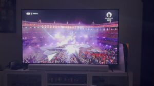 Nuno Markl Instagram - Caramba, não preciso de fogo de artifício ou stunts no fim das Olimpíadas: um concerto com os Phoenix, os Air, Kavinsky, Angèle, Ezra Koenig e sabe-se lá mais quem ainda virá… Isto SIM! ❤️