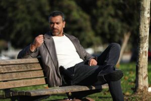 Oğuz Yağcı Instagram - Her film ayrı bir karakter olmak ve onu sette bırakıp normale dönmek..İşte bütün mesele bu.. @mahsusafilm @uncfilm @mehmetfilm
