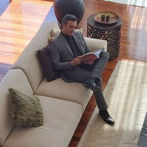 Oğuz Yağcı Instagram - Araştırma yapıyorum 🧐