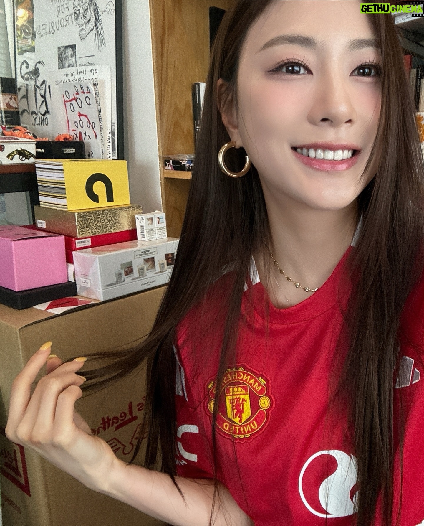 Oh Ha-young - 83.7K Likes - New❤️🔥
@adidasfootball