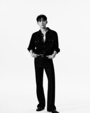 Oh Seung-hoon Instagram - @eyesmag 감사해요🤍 
멋진 분들과 함께한 새로운 작업 👍🏻

Creative Director
Oh seung hoon. @hoon.oh 
Kim Jae Cheon. @jaecheonism___ 

Visual Director
Park Tae II. @taeilpark 

Photo.
Yoon Song E. @songgge 

Styling.
Park Tae Il. @taeilpark 

Hair. 
Park Ha. @blow_tnim_minti 

Make up. 
Bo Ryeon. @blow_boryeon 

Special Thanks to, 
Just Entertainment.
Kim Soo Hyun.
Hwang Ji Yoo.

#오승훈 #아이즈매거진 #eyesmag #eyesmagazine