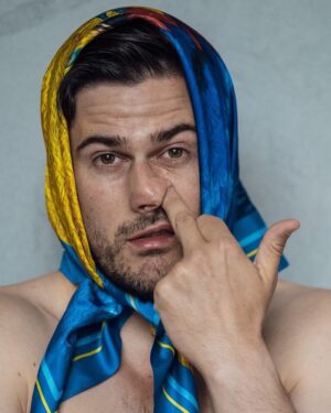 Oleg Zagorodnii Instagram - Вся Украина искренне, от сердца, от души, поздравляет россию с ее последним,2023 годом! Україно, з історичним переможним роком! 💙💛