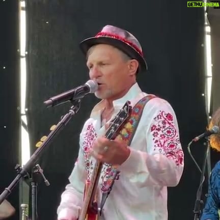 Oleh Skrypka - 332 Likes - Запалюємо на @kraina_mriy_fest🔥
Великий Концерт.