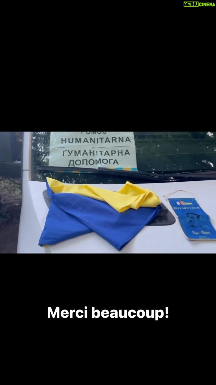 Oleh Skrypka - 188 Likes - Отримали гуманітарну допомогу від наших французьких друзів @rotaryfrance
Дуже дякуємо за підтримку України в ці непрості часи! Разом до перемоги💙💛
Nous avons reçu l’aide humanitaire de nos amis français @rotaryfrance
Merci pour votre soutien à l’Ukraine pendant ces temps difficiles! Ensemble vers la victoire💙💛