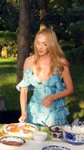 Actress Olia Poliakova HD Instagram Photos and Wallpapers September 2024