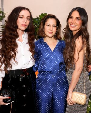 Olivia Munn Instagram - CHANEL x Tribeca Film Festival 

#ThroughHerLens  @chanelofficial @welovecoco

Photos by: Bryan Carr, Matteo Prandoni

Makeup @karinamilan__ 
Hair @timothyaylward