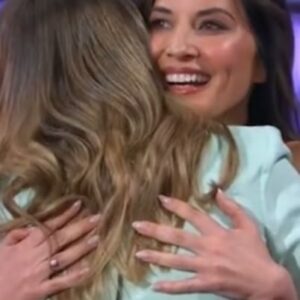 Olivia Munn Instagram - @kellyclarksonshow 🧡❤️