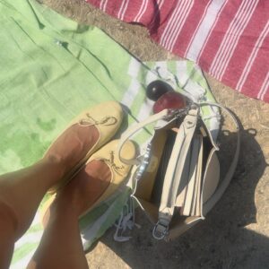 Olivia Rouyre Instagram - 👍 ice cream beach dessert ice cream beach