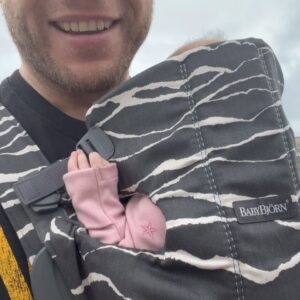 Olly Murs Instagram - I’m in my dad era and tell ya what.. couldn’t be happier! 💛🙌🏻 Happy first holiday with our lil Mads x