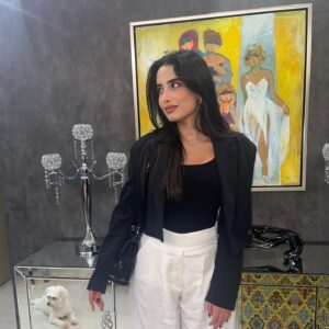 Omaima Jawad Al Shukrchi Instagram - وتمونين يا ريم المكاحيل 🤍